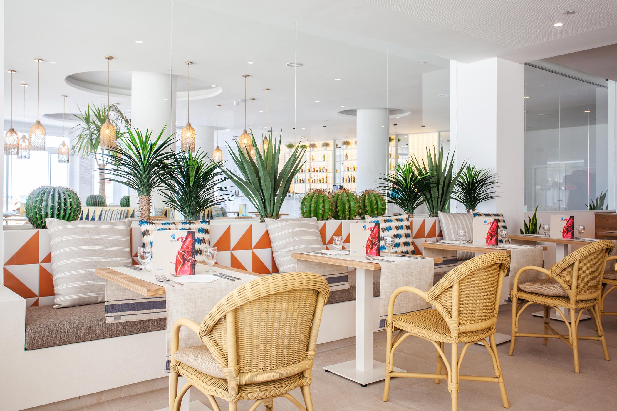 Grupotel Picafort Beach Can Picafort  Bagian luar foto